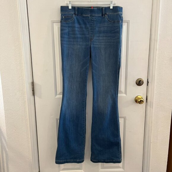 Spanx Woman's Blue Every Wear Flare Stretch Jeans Sz XLTall - Picture 3 of 9